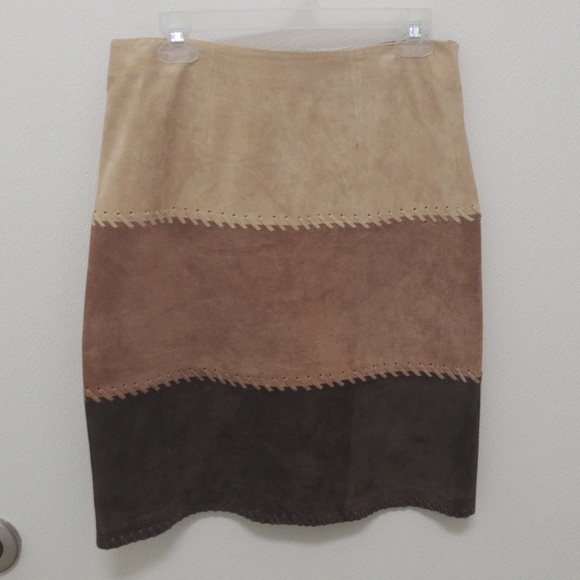 ❤MADISON STUDIO LEATHER/SUEDE SKIRT, SIZE 10 - Picture 1 of 7